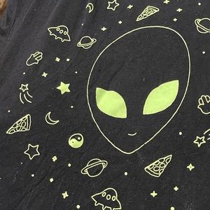 ET alien UFO rayon T-shirt W/pizza yin yang/stars pics Flowey small Unique
